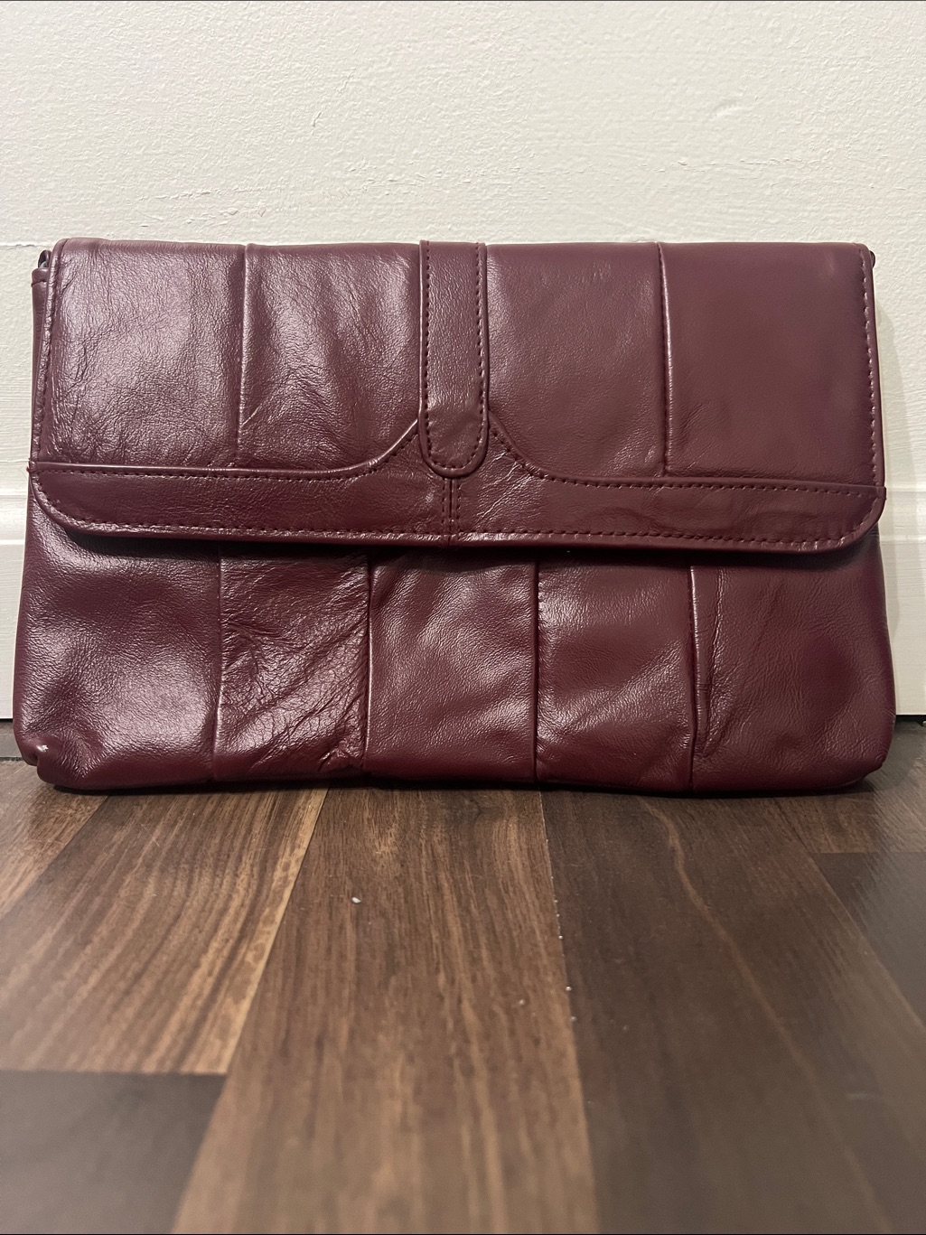 Women’s Burgundy Leather Clutch Vintage